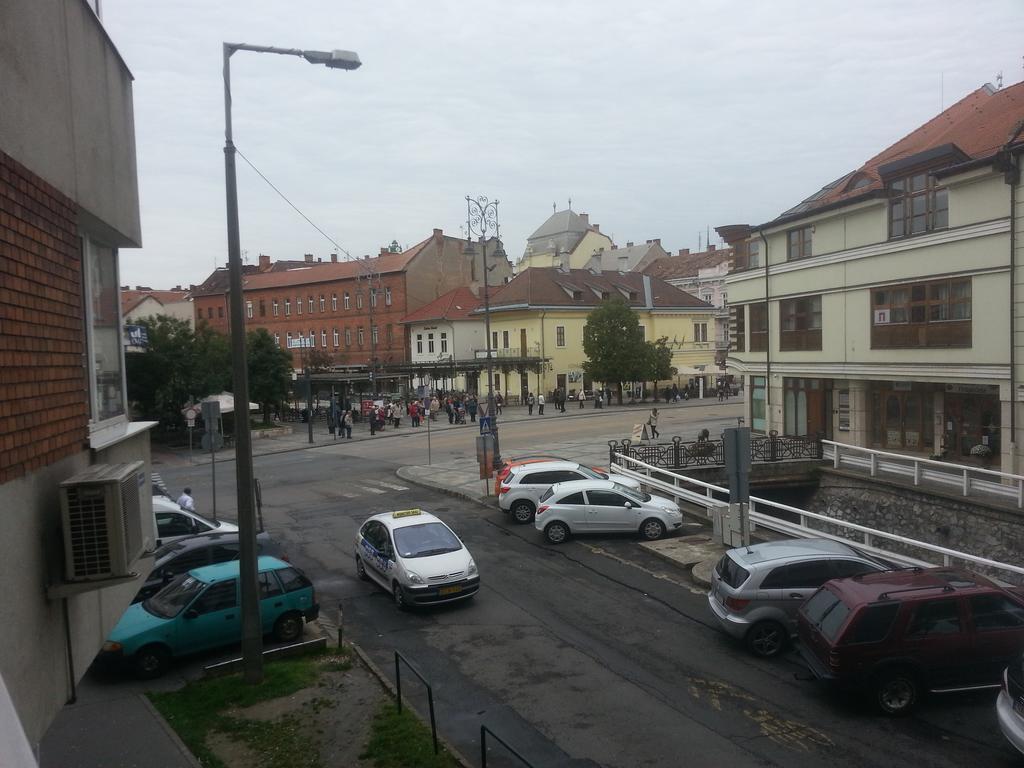 Szinva Apartman Mişcolţ Exterior foto