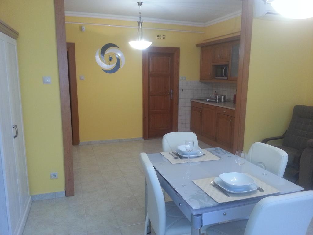 Szinva Apartman Mişcolţ Exterior foto