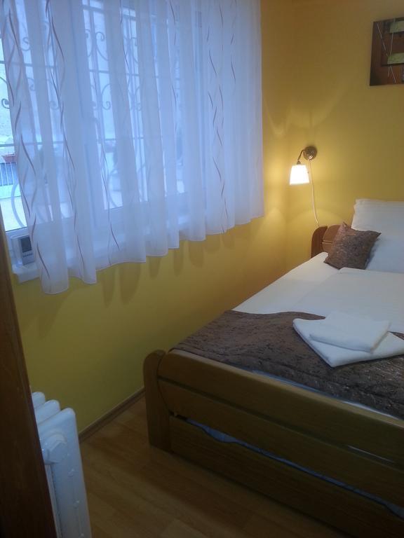 Szinva Apartman Mişcolţ Exterior foto
